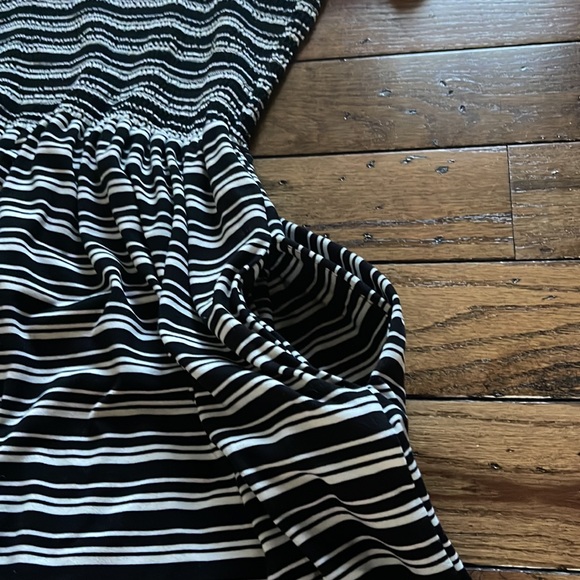 Bluenotes size S black and white stripes with pockets mini dress - Picture 3 of 4